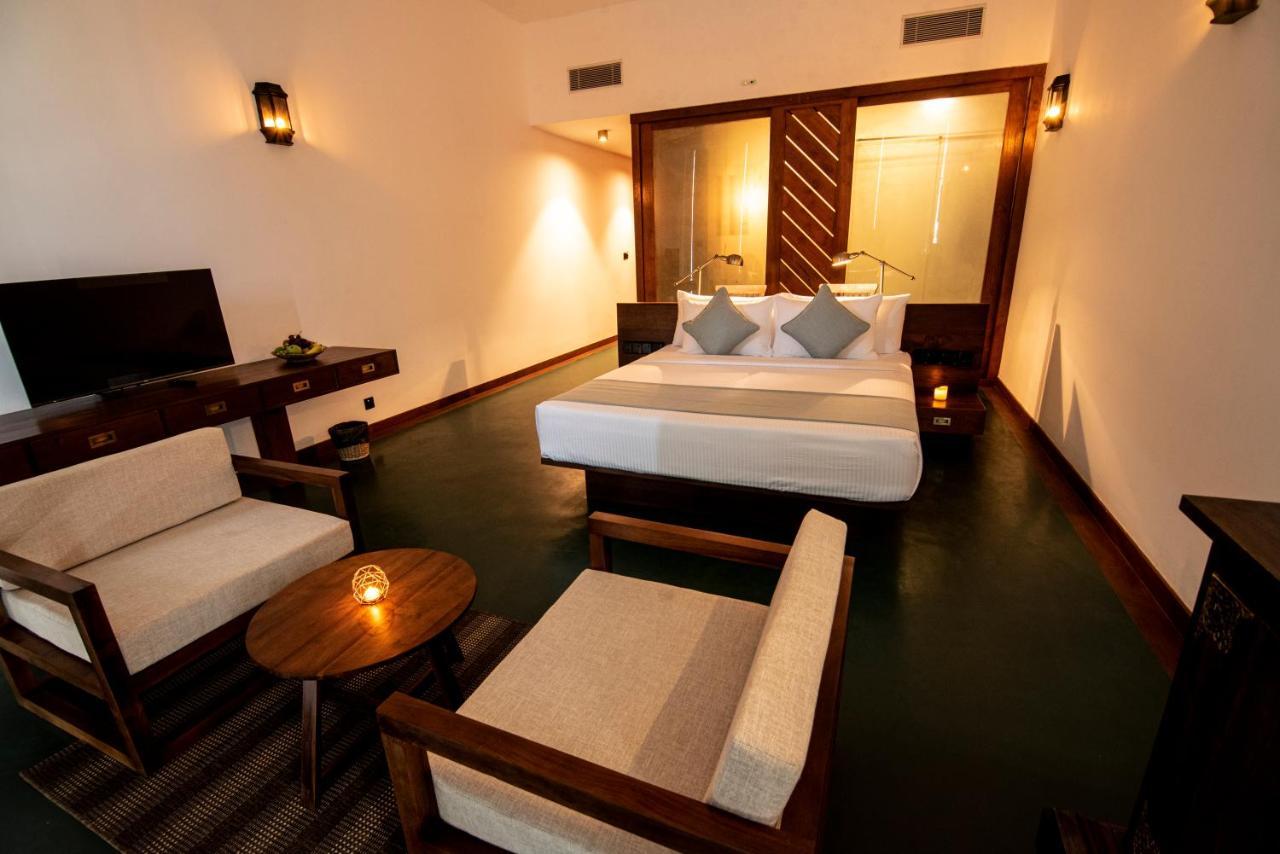 The Rockwall Boutique Hotel Bentota Exteriör bild