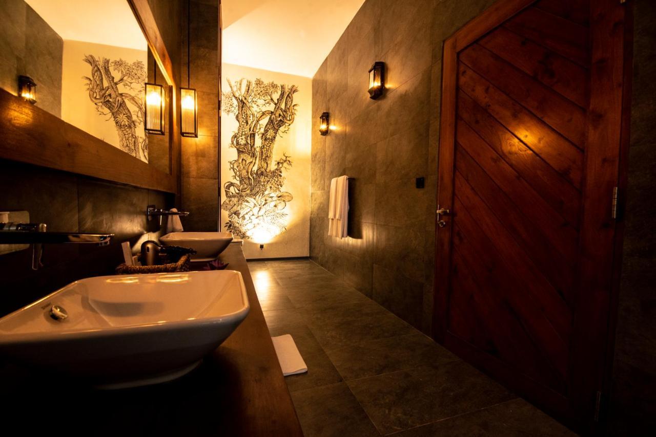 The Rockwall Boutique Hotel Bentota Exteriör bild