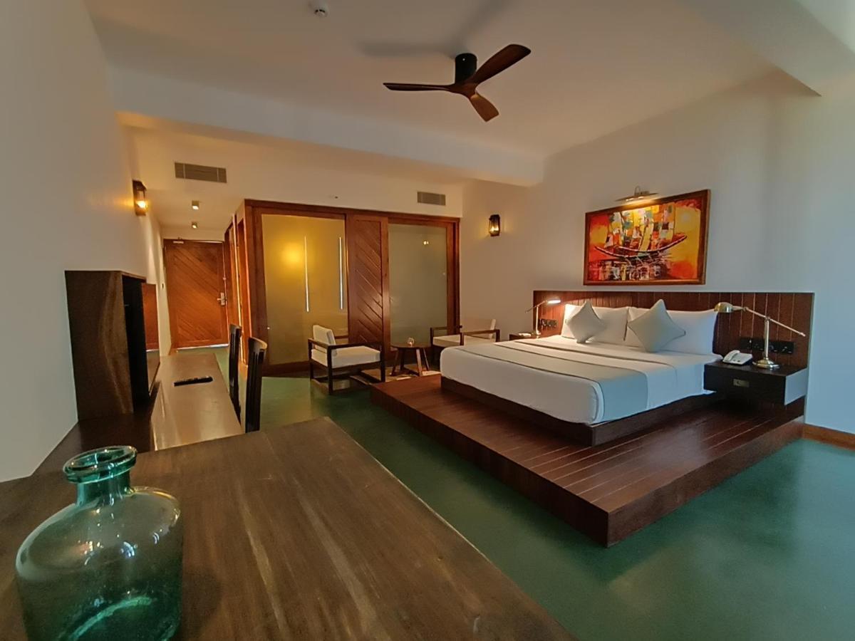 The Rockwall Boutique Hotel Bentota Exteriör bild