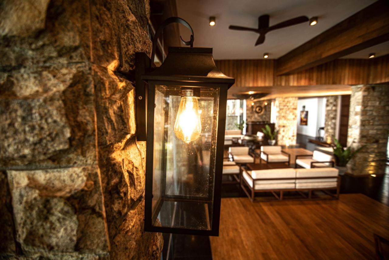 The Rockwall Boutique Hotel Bentota Exteriör bild