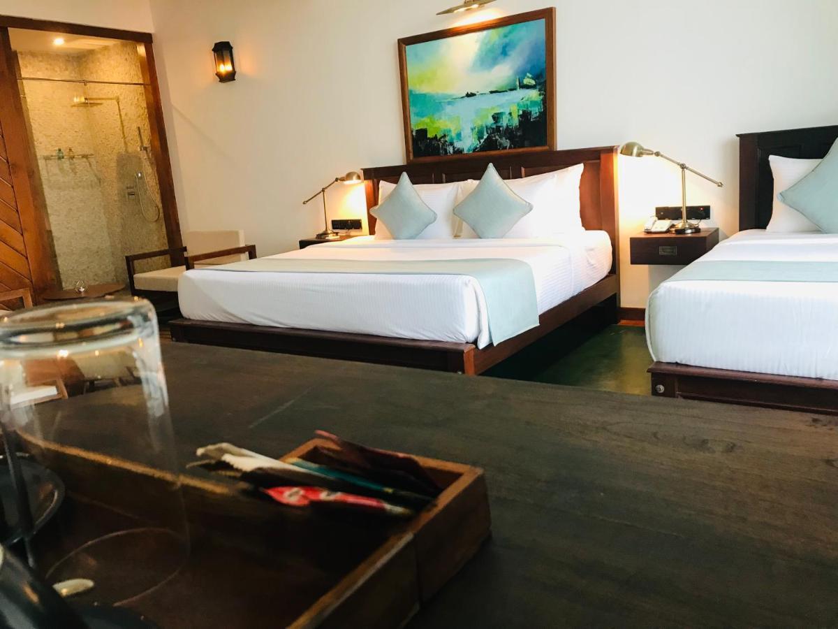 The Rockwall Boutique Hotel Bentota Exteriör bild