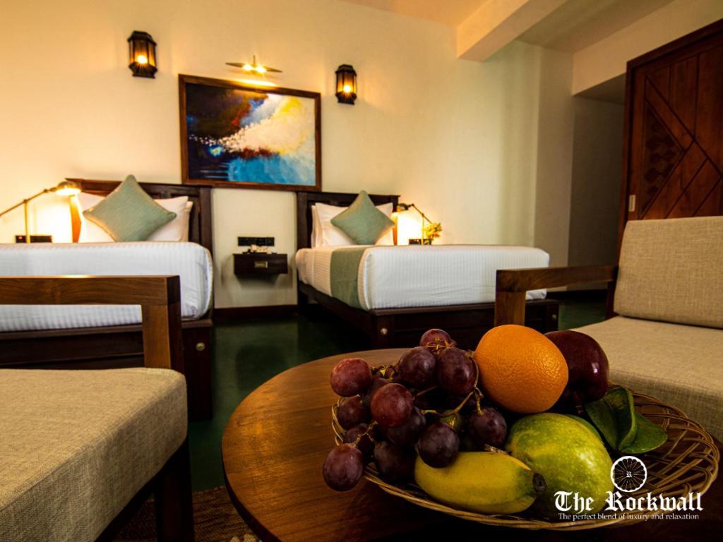 The Rockwall Boutique Hotel Bentota Exteriör bild